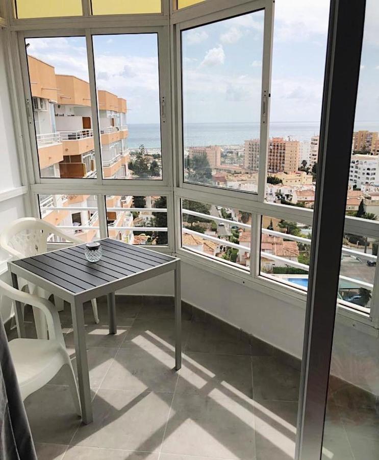 Studio With Sea Views In Torremolinos Lägenhet Exteriör bild